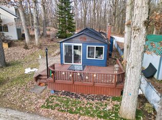 9720 Lakeview Dr, Jerome, MI 49249