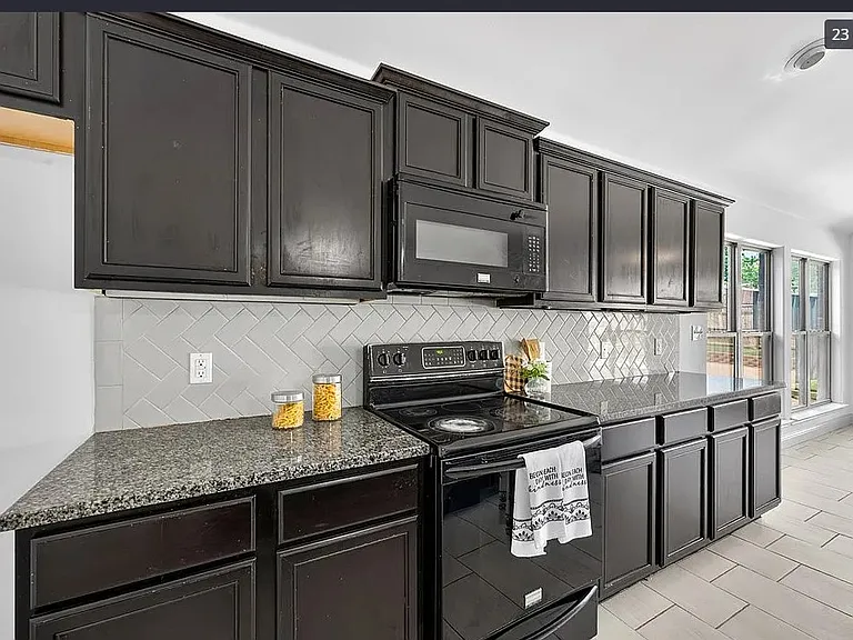9904 Aloe Ct — Photo 43