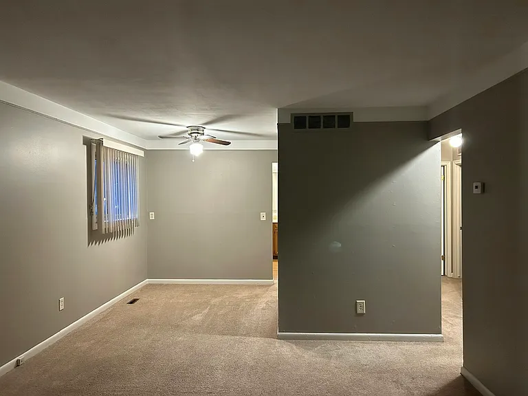 4471 Croissant St — Photo 9