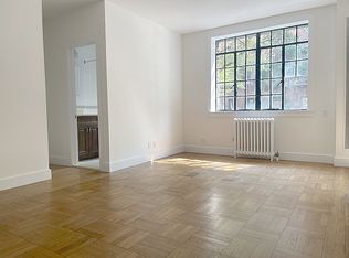 72 Barrow St APT 1L, New York, NY 10014