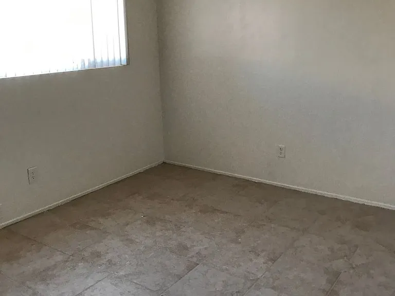 22129 Tehama Rd — Photo 9
