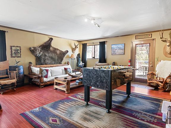 3rd image of 1038 Antelope Mountain Dr