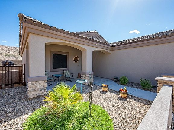 5th image of 838 Onate Court