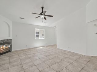 616 Valley Meadows Dr NE, Rio Rancho, NM 87144