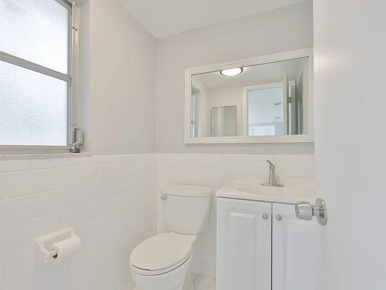 5637 Golden Nugget Dr — Photo 17