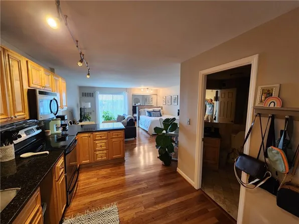 3838 Rainbow Blvd APT 1107, Kansas City, KS 66106