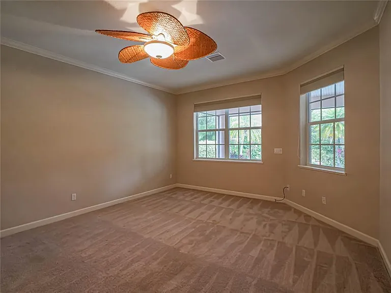 2116 Sea Mist Ct — Photo 18