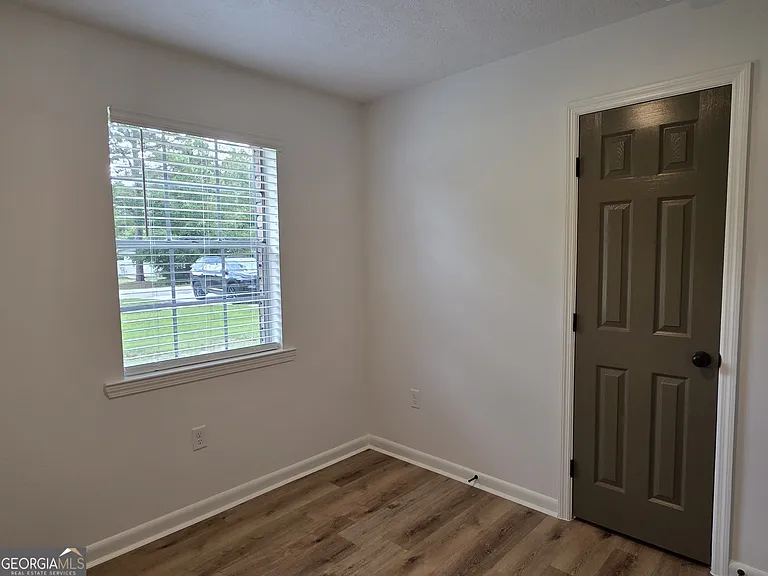 205 Whitehall Ave — Photo 13