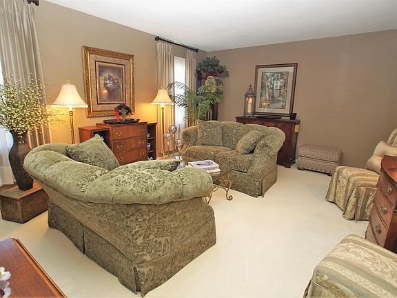 4th image of 7706 Riva Ridge Rd
