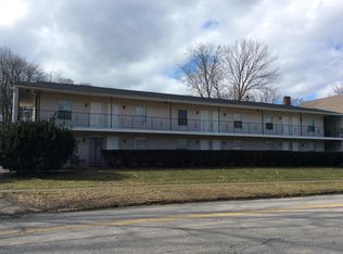 2052 4th St #11, Cuyahoga Falls, OH 44221