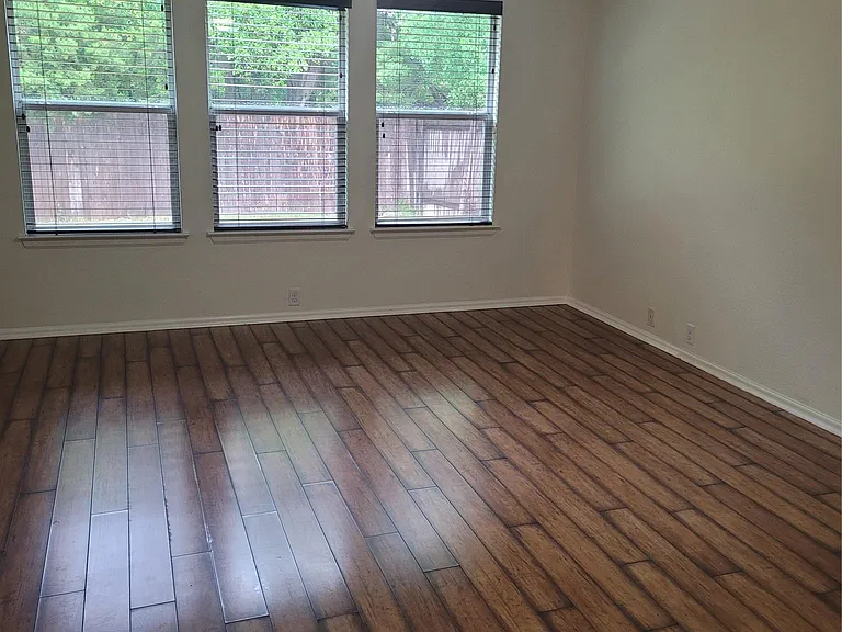 433 Moorhen Cv — Photo 16