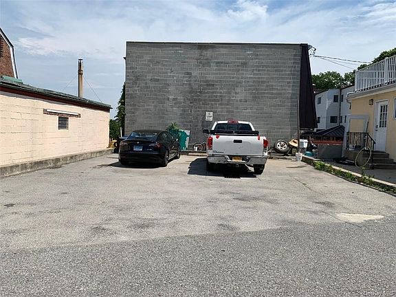 4th image of 7 N Goodwin Ave