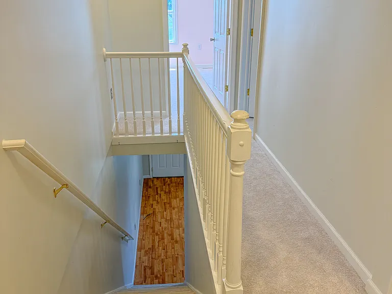 687 State St — Photo 12