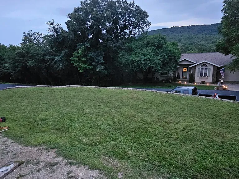 19 Oak Creek Cir — Photo 5