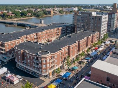 118 S Washington St APT 322A, Green Bay, WI, 54301