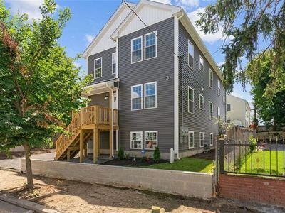 72 Wadsworth St, Providence, RI, 02907