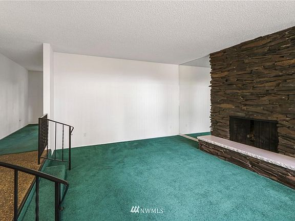5th image of 9226 32nd St E