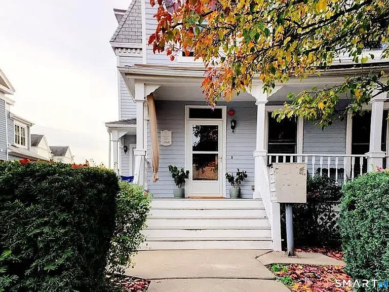8 Haviland St #A — Photo 2