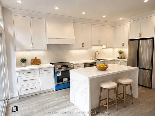 32 Bel Canto Cres Photo 1