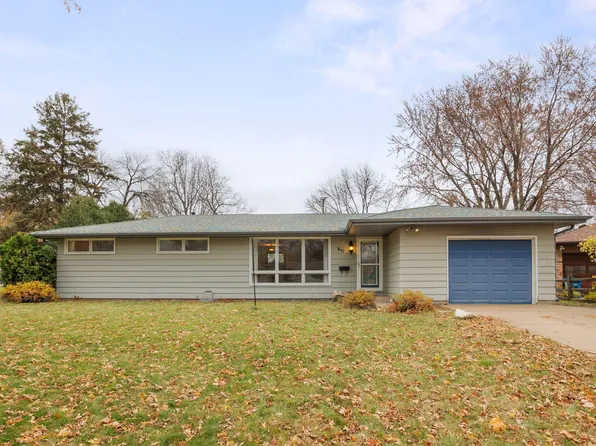 841 Overton Dr NE, Fridley, MN 55432