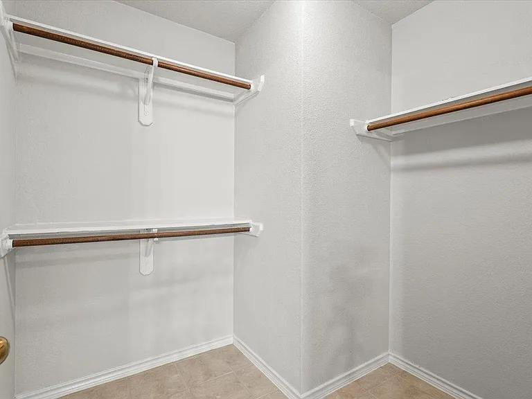 5916 Rickerhill Ln — Photo 32