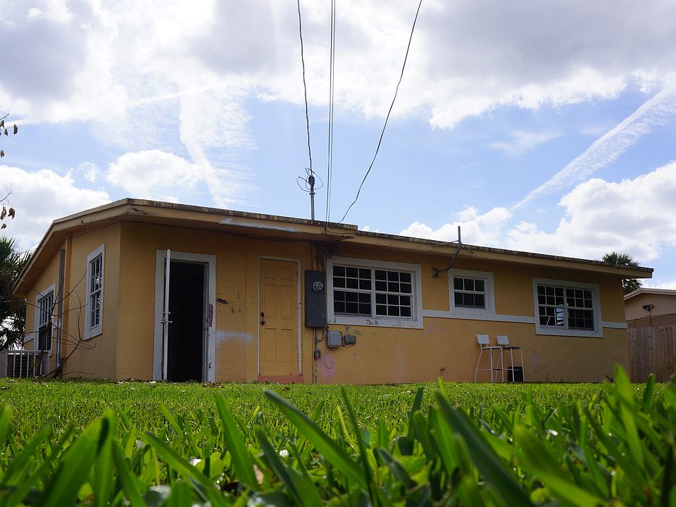 1st image of 2605 NW 205th St