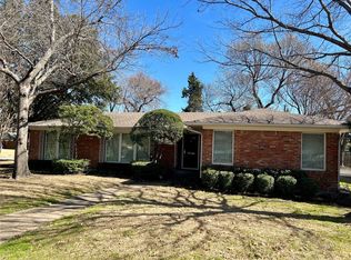 10444 Crittendon Dr, Dallas, TX 75229