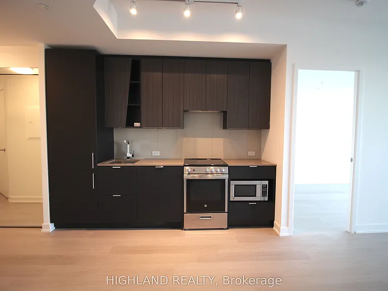 3883 Quartz Rd #206 — Photo 3