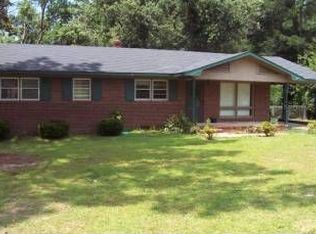 5266 Hornbeam Rd, Fayetteville, NC 28304