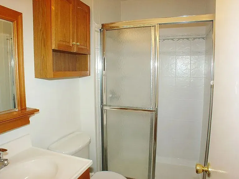 25 Bloomingdale Dr #3C — Photo 12
