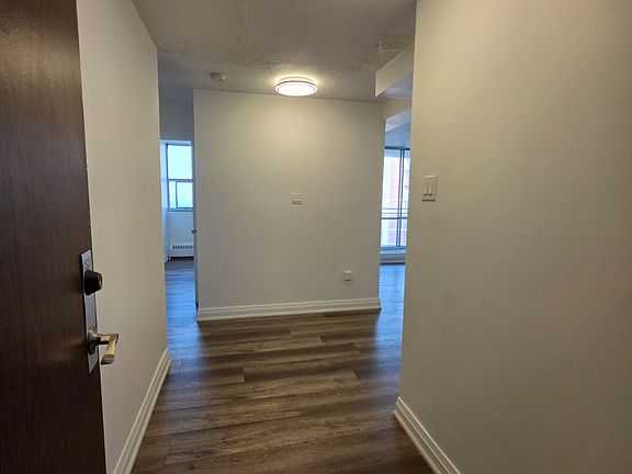 5th image of 2645 Kipling Ave #1503