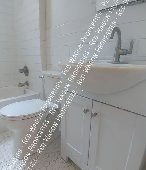 411 W Mistletoe Ave #411 — Photo 20