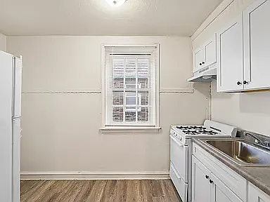 1 bed, $1,199 — Photo 2