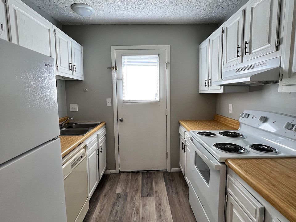 1st image of 415 S Florence Ave #4