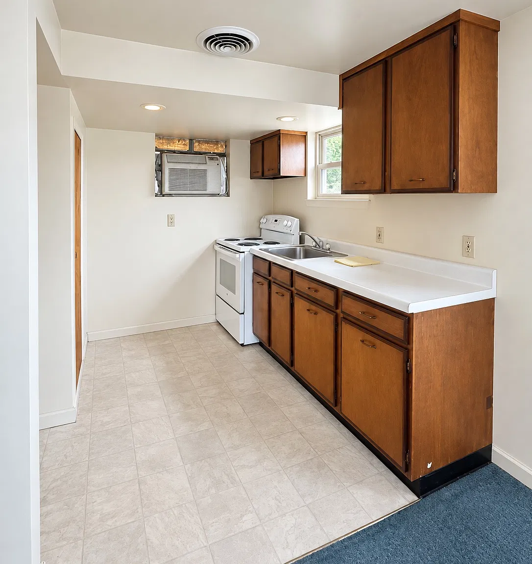1 bed, 800 sqft, $1,150 — Photo 3