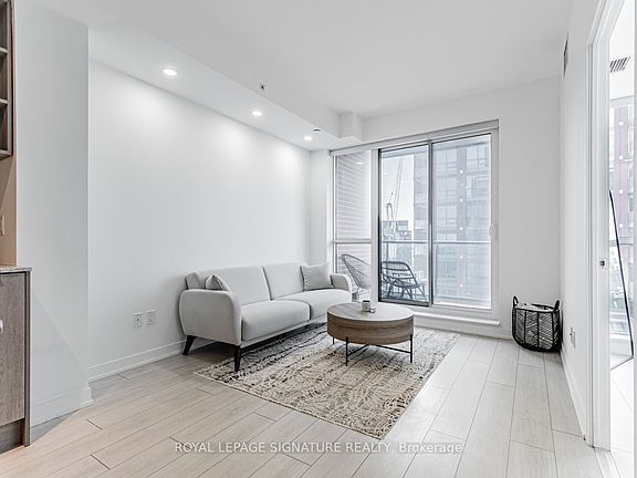 2nd image of 31 Tippett Rd #1208