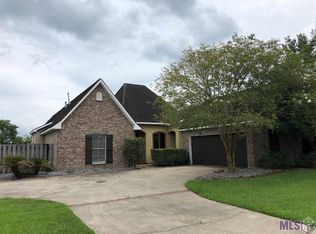 6400 Pelican Crossing Dr, Gonzales, LA 70737