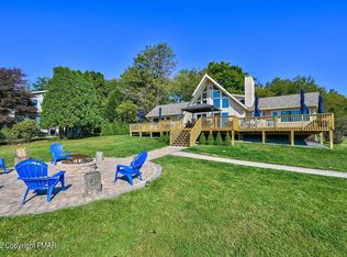 96 Longfellow Cir, Albrightsville, PA 18210