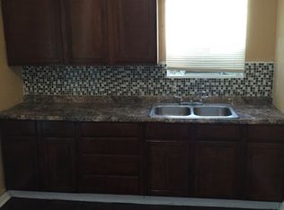 512 60th St, Fairfield, AL 35064