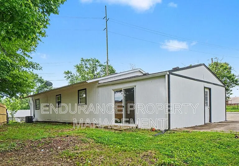 9500 Ridgemoor Ave — Photo 24