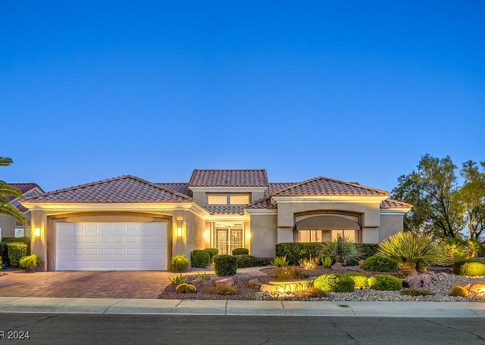 1st image of 2124 Sierra Heights Dr