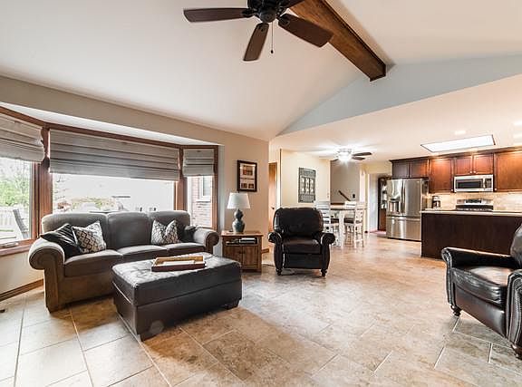 5th image of 14671 Sprucecreek Ln