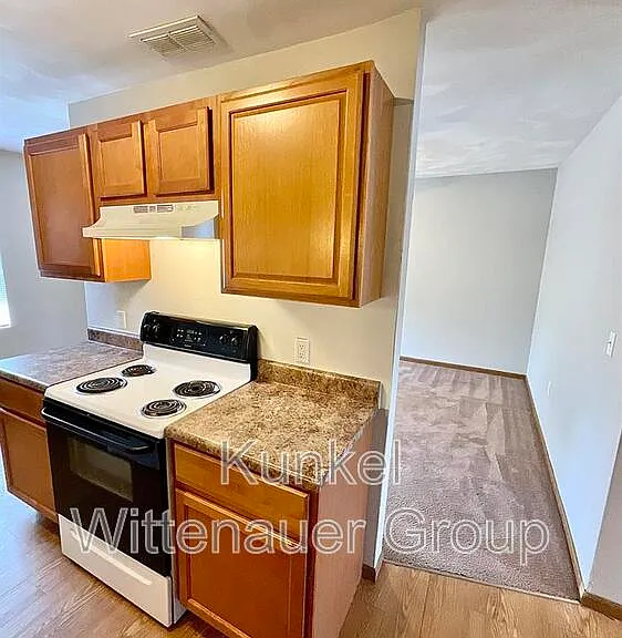 1808-4 Jamestown Rd — Photo 3