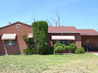 835 Mission Rd, El Paso, TX 79903