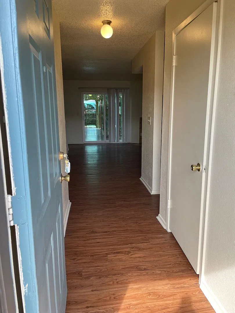3 Bedroom 2 Bath Condo By Unt — Photo 2