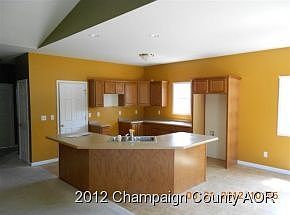 5th image of 3007 Appletree Dr