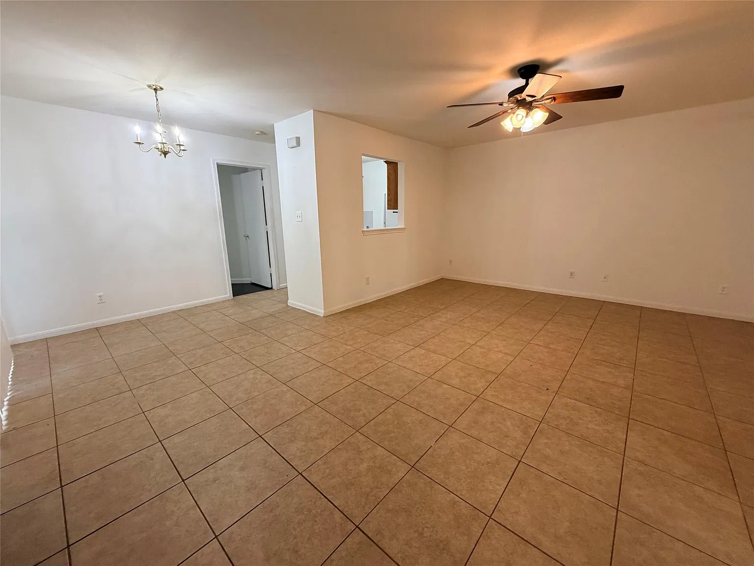 2 bed, 2.0 bath, 1044 sqft, $1,500 — Photo 3
