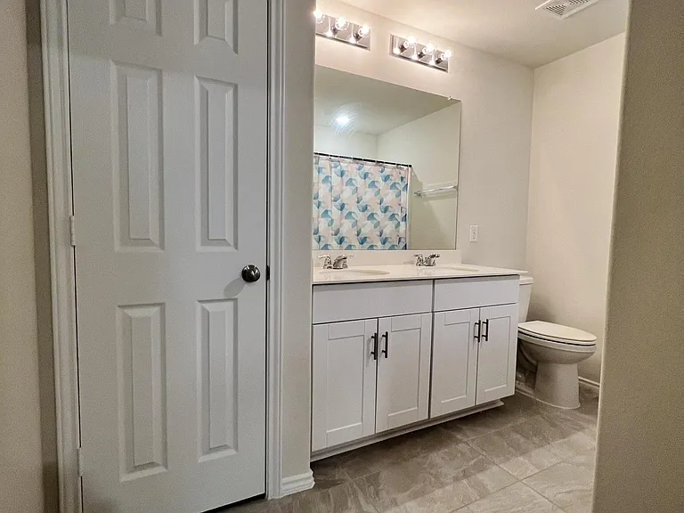 902 Feldspar Way — Photo 14