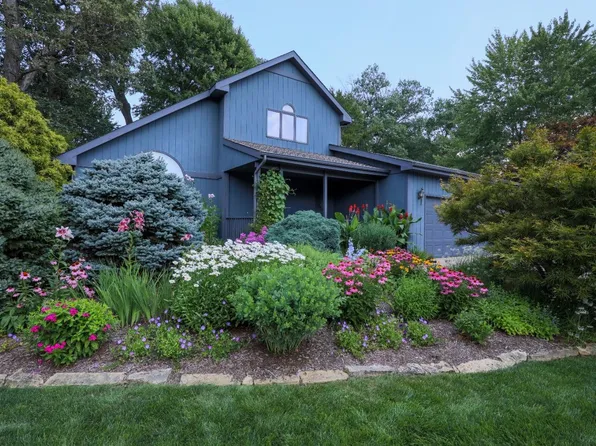 1017 Sandpiper Dr, Chesterton, IN 46304