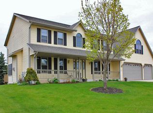 193 Lexington Ct, Sheboygan Falls, WI 53085